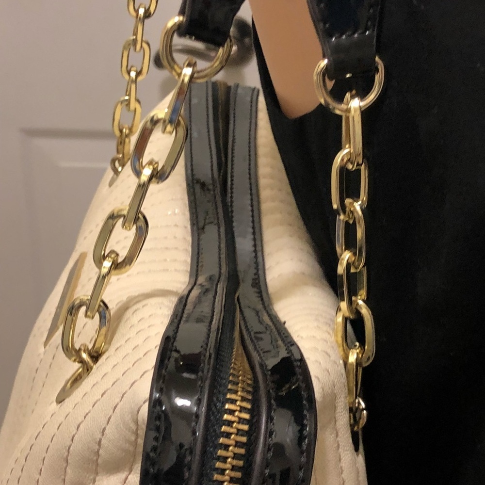 Anne Klein gorgeous bag with new conditions - Picture 5 of 8